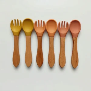 Couverts en bois et silicone personnalisés