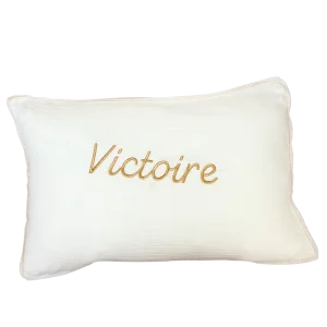 COUSSIN CRÈME "VICTOIRE"