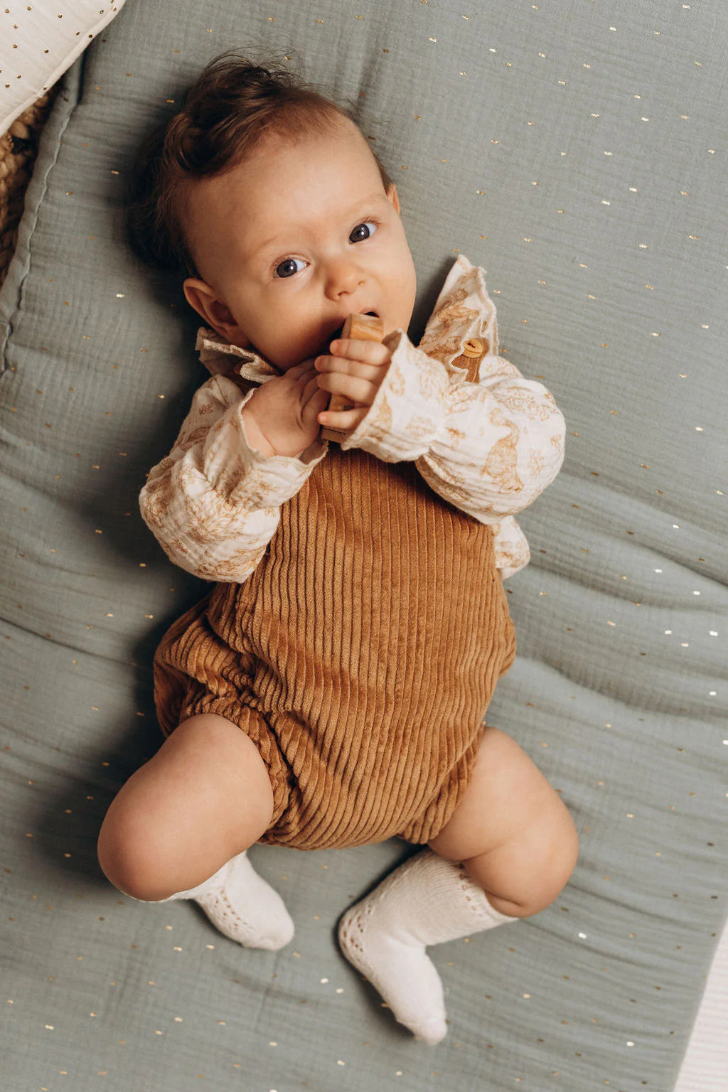 Blouse Flora bébé fille en double gaze de coton écru écureuils folk – Image 8