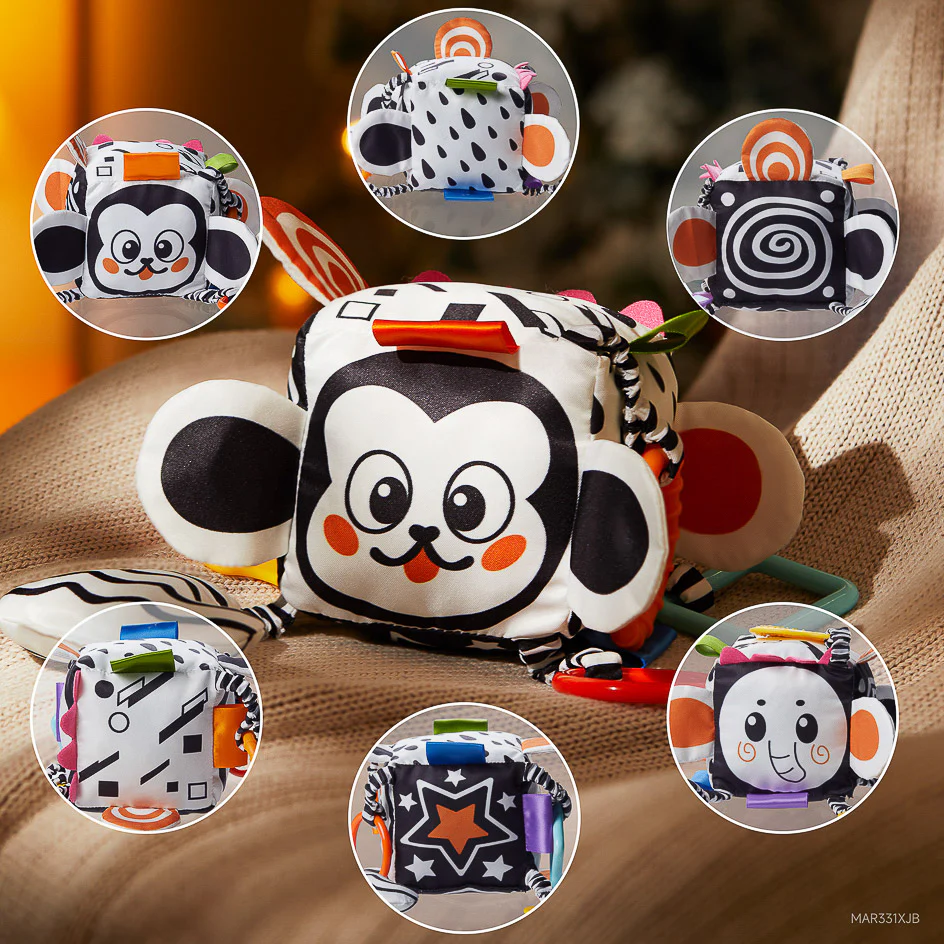 Jouet bébé à suspendre noir et blanc – pour poussette et arche d’éveil – Image 5