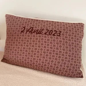 COUSSIN PERSONNALISABLE - DOUBLE GAZE CHÂTAIGNE FLEURIE