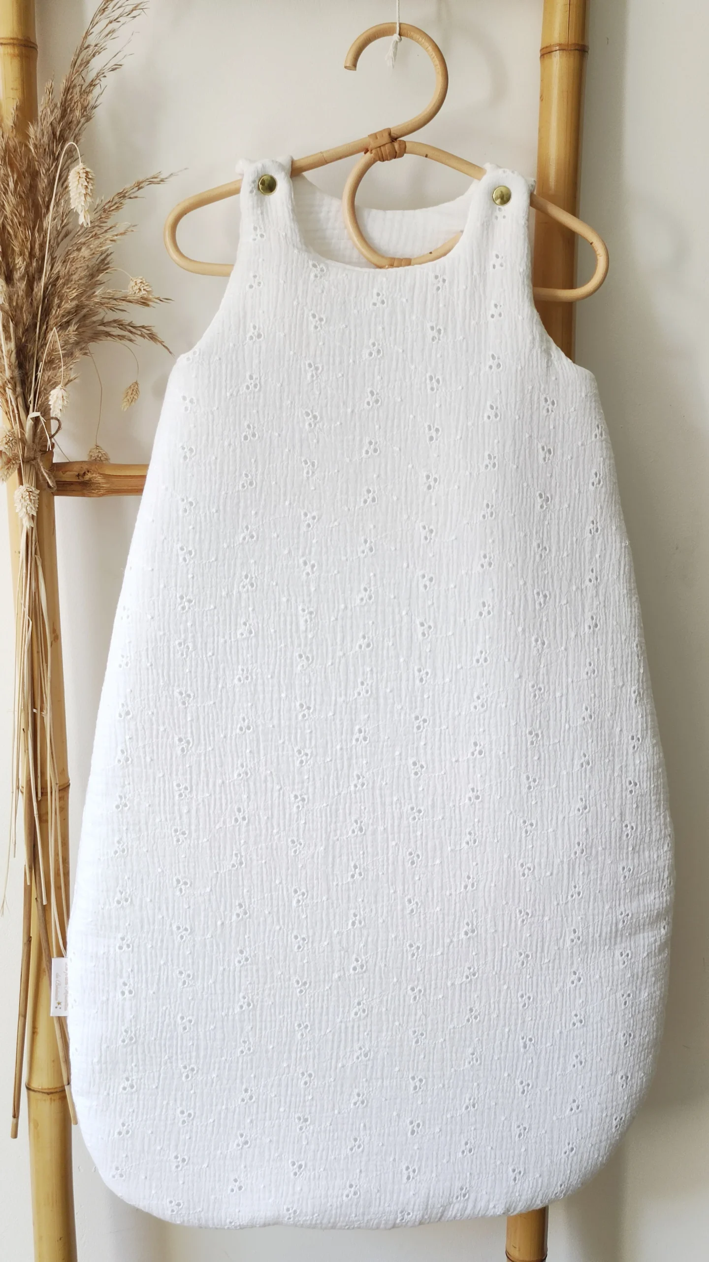 Gigoteuse 3-12 mois "broderie anglaise" en double gaze de coton blanc – Image 4
