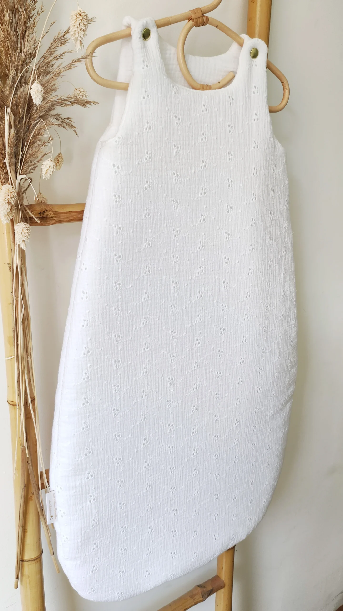 Gigoteuse 3-12 mois "broderie anglaise" en double gaze de coton blanc – Image 7