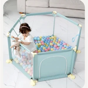 Parc bébé | panier et balles