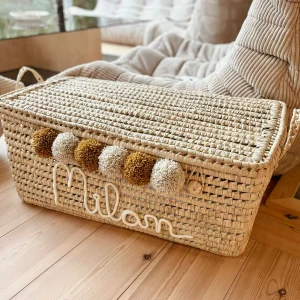 COFFRE PERSONNALISÉ À POMPONS - BEIGE & CAMEL