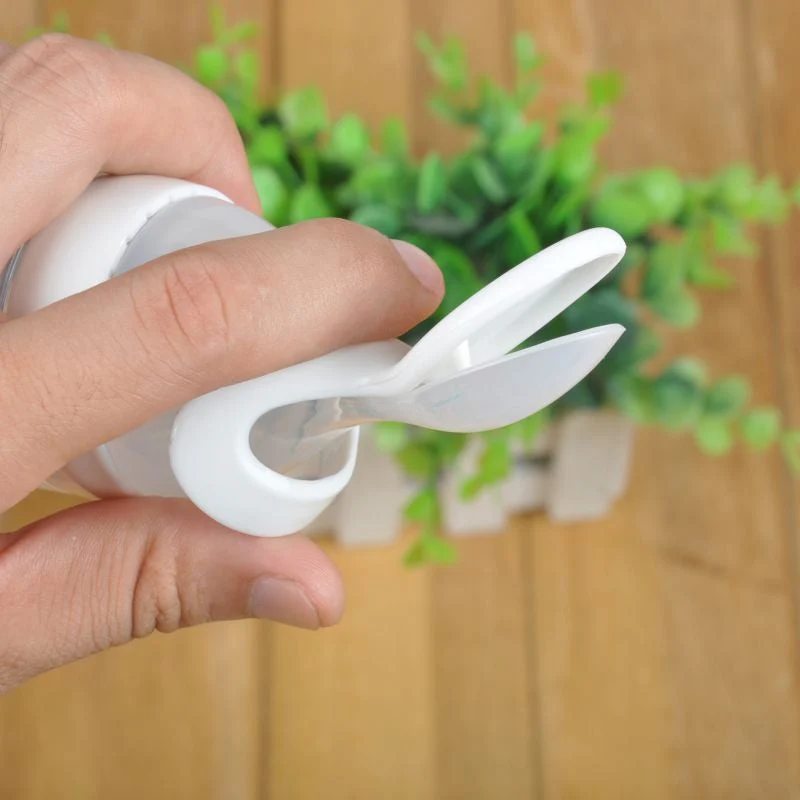 Biberon avec cuillère pour nouveau-né | EasyBottle™ – Image 3