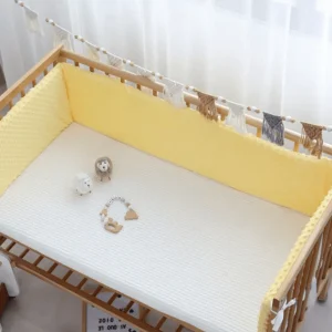 Tour de lit bébé - doux cocon douillet